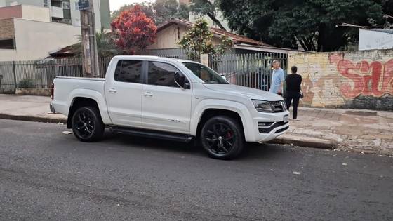 VOLKSWAGEN AMAROK 3.0 V6 TDI DIESEL HIGHLINE CD 4MOTION AUTOMÁTICO